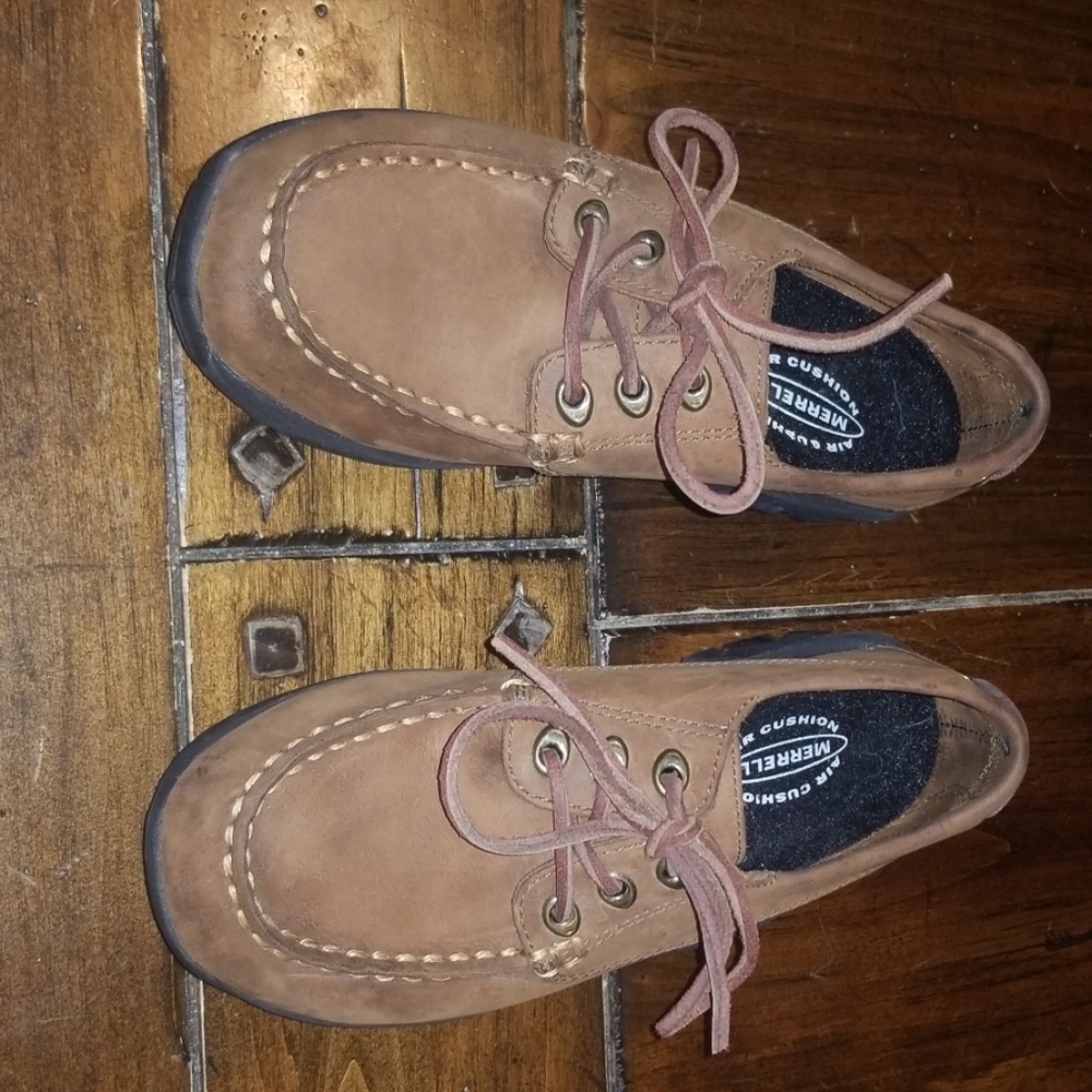 Like new leAther merrell loafers